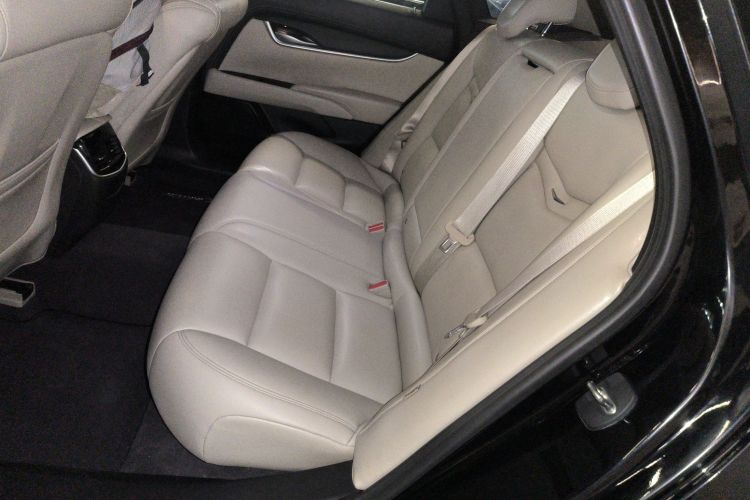 凯迪拉克XTS 2018款 28T 技术型中控内饰7004