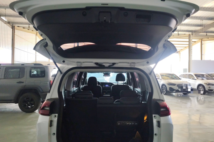 广汽传祺 传祺M6 2023款 PRO 270T DCT精英版机舱底盘23