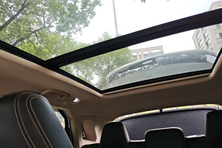 奔腾T77 2019款 230 TID 自动豪华型 国V局部细节22