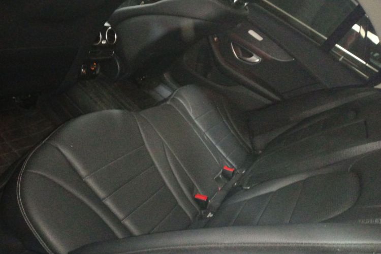 奔驰C级 2021款 C 200 L 时尚型运动版中控内饰7004