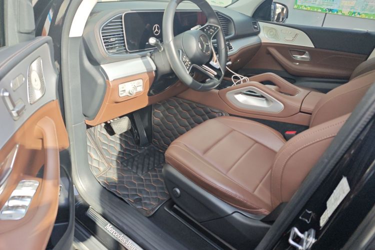 奔驰GLE 2024款 GLE 350 4MATIC 动感型中控内饰20