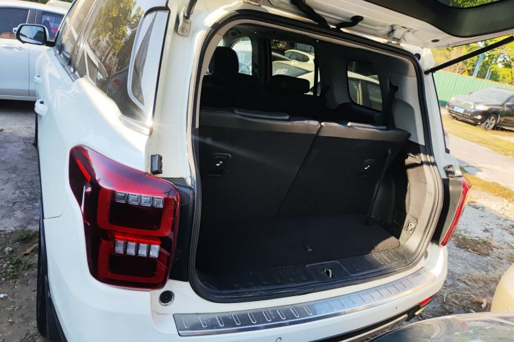 广汽传祺 传祺GS8 2017款 320T 两驱豪华智联版（七座）机舱底盘23