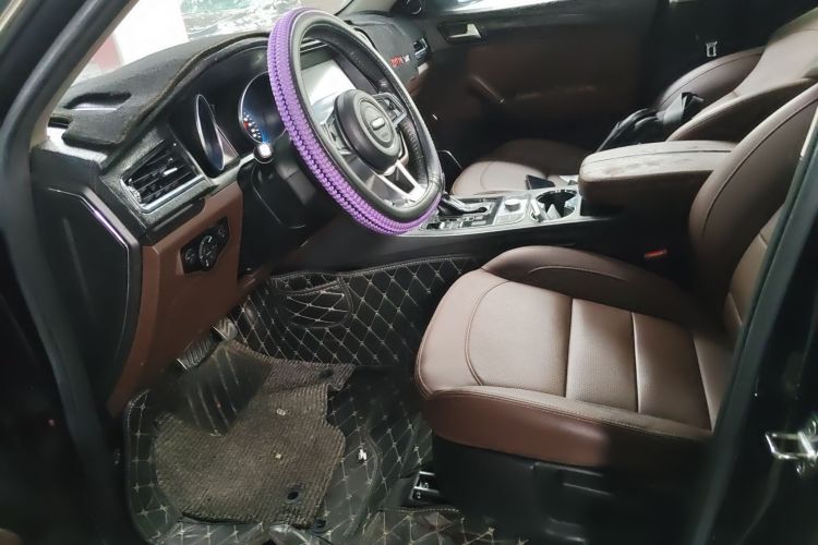 众泰T600 2018款 运动版 1.5T 自动豪华型中控内饰19