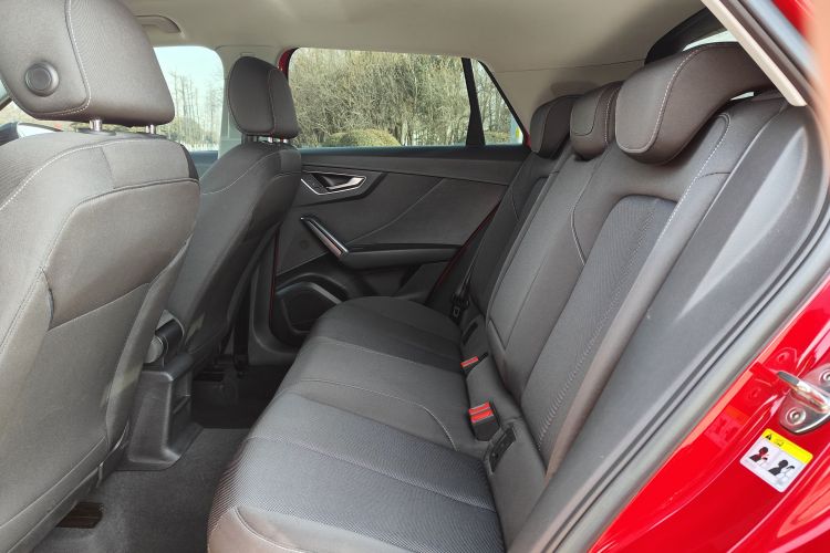 奥迪Q2L 2018款 35 TFSI 上市专享版 国VI中控内饰7004