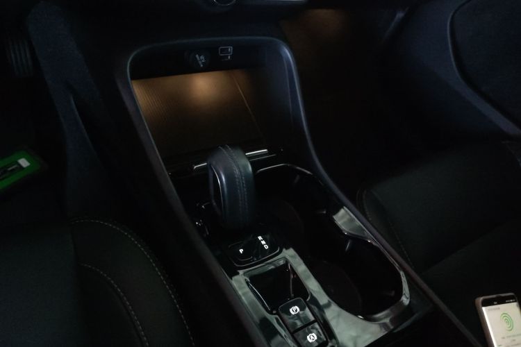 沃尔沃XC40 2020款 T3 智远豪华版中控内饰18