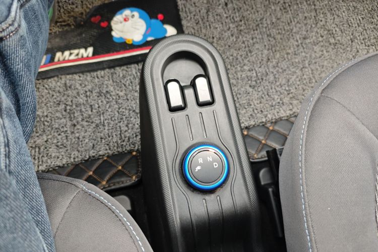 五菱汽车 宏光MINIEV 2020款 悦享款 三元锂中控内饰18