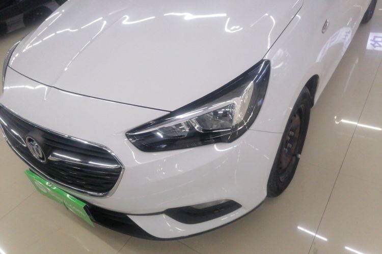 别克 凯越 2018款 15N CVT精英型局部细节36