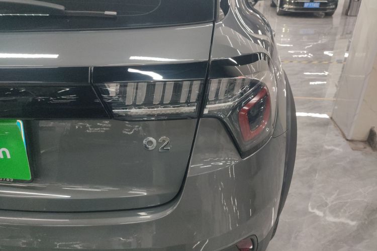 领克02 2019款 1.5T DCT两驱耀版 国VI车身外观9