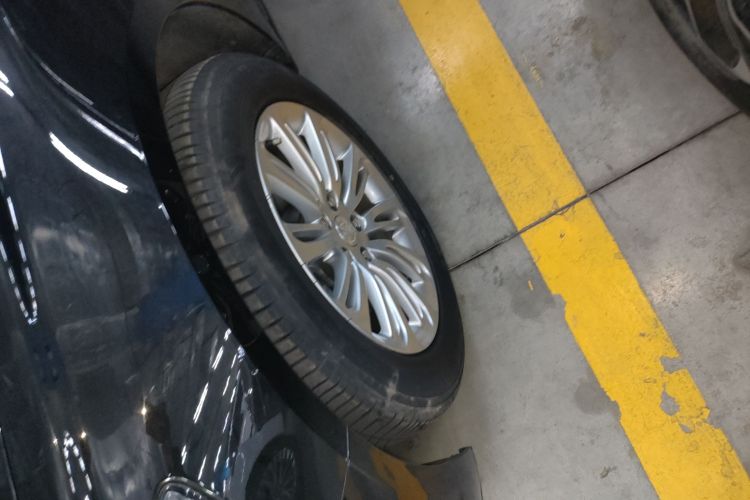 别克 君越 2018款 30H 精英型车身外观6007