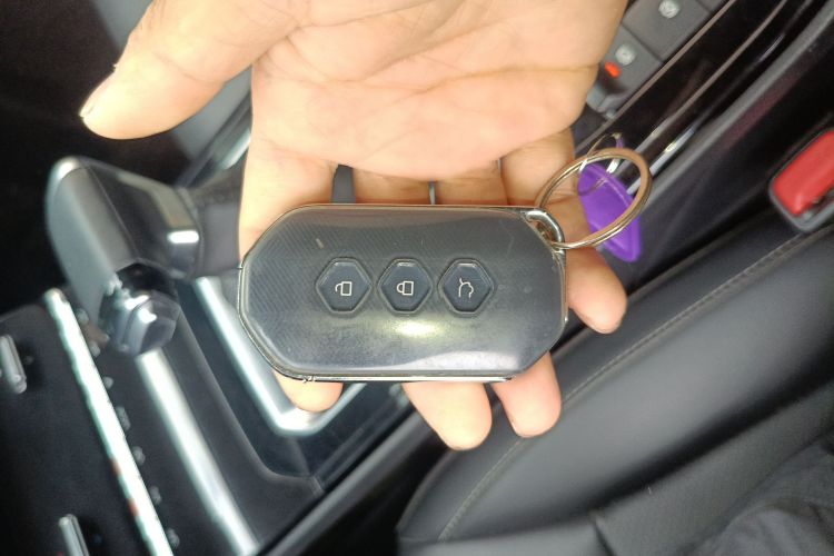 五菱汽车 五菱凯捷 2020款 1.5T CVT尊贵型中控内饰11