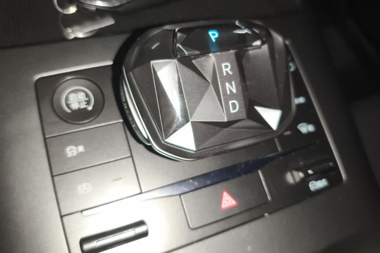 比亚迪 秦PLUS 2025款 DM-i 智驾版 55KM领先型中控内饰18