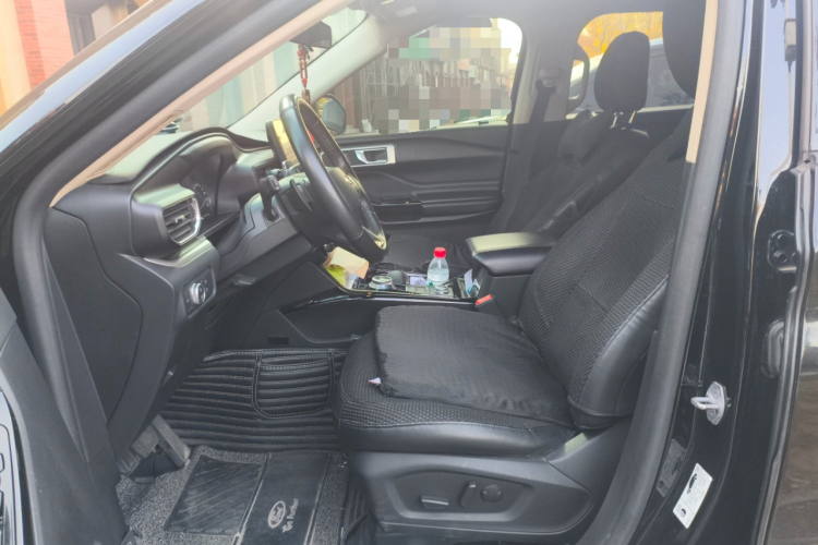 福特 探险者 2020款 EcoBoost 285 四驱风尚版 6座中控内饰19