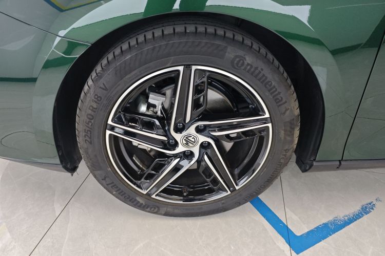 名爵 MG7 2023款 1.5T DCT至美豪华版车身外观6007