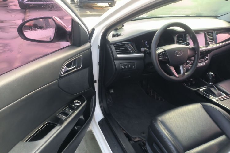 现代 名图 2017款 1.8L 自动智能型GLS 国V中控内饰20