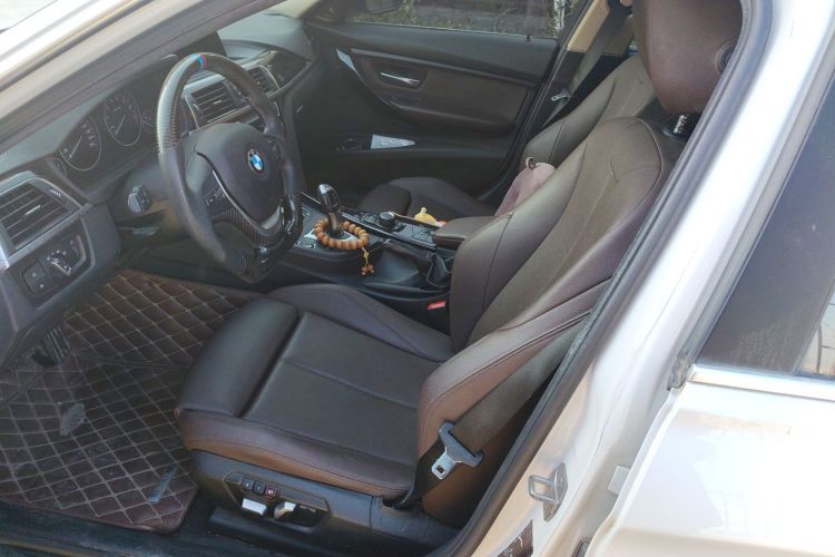 宝马3系 2018款 320Li xDrive 时尚型局部细节19