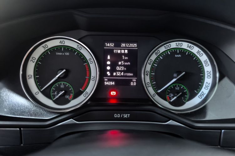 斯柯达 速派 2018款 TSI330 DSG舒适版 国V局部细节14