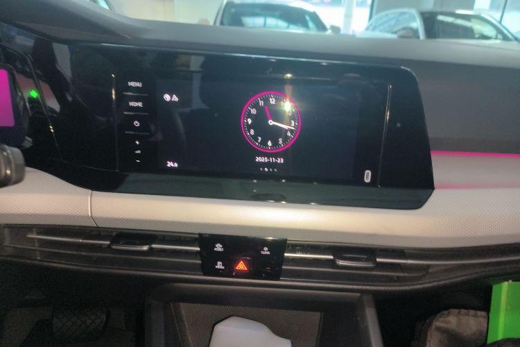 大众 高尔夫 2023款 改款 280TSI DSG Pro中控内饰16