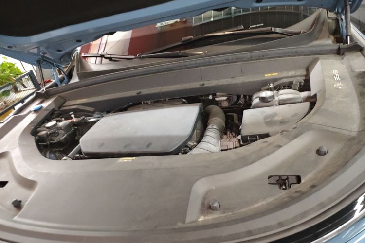 理想汽车 理想L9 2023款 Pro机舱底盘24