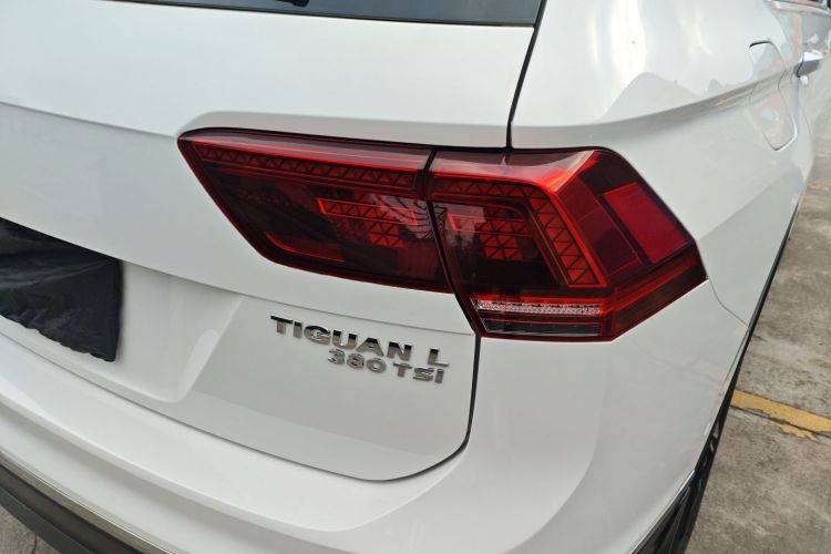 大众 途观L 2017款 380TSI 自动四驱旗舰版车身外观6006