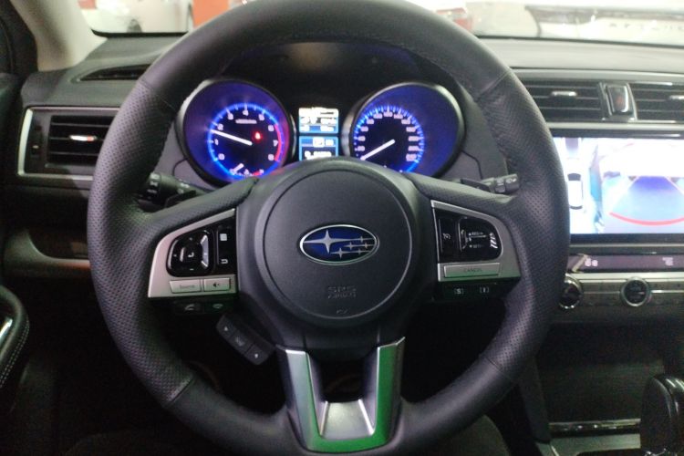 斯巴鲁 傲虎 2016款 2.5i 豪华导航版中控内饰13