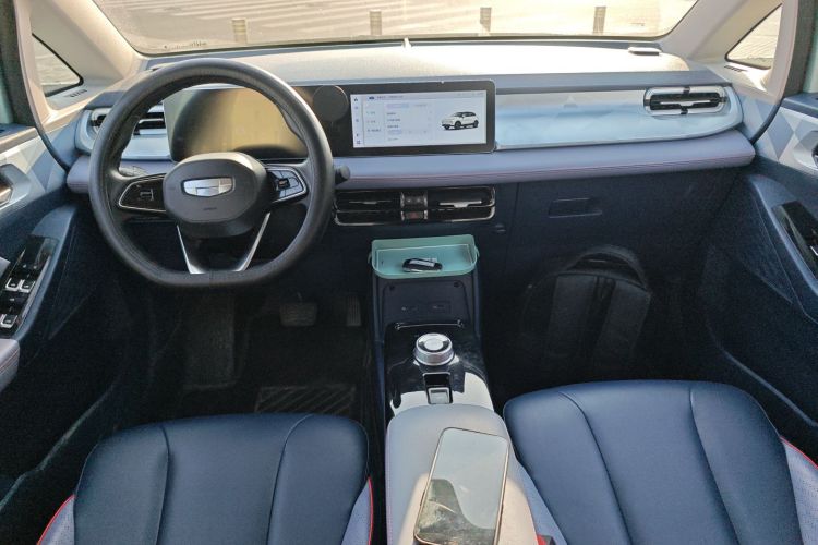 吉利几何E萤火虫 2022款 401KM 玲珑虎 4座中控内饰12