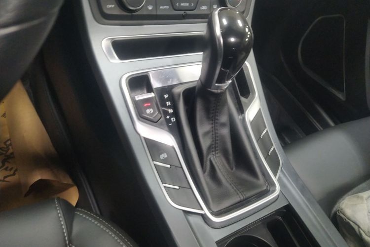 吉利汽车 帝豪 2021款 UP 1.5L CVT豪华型中控内饰18