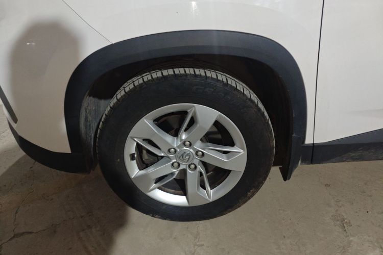 宝骏530 2019款 1.5T CVT精英型 国V车身外观6007