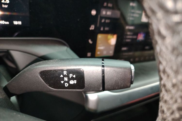 小鹏P7 2022款 480E+局部细节18