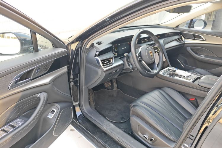 红旗H5 2023款 1.5T DCT智联旗韵版中控内饰7003