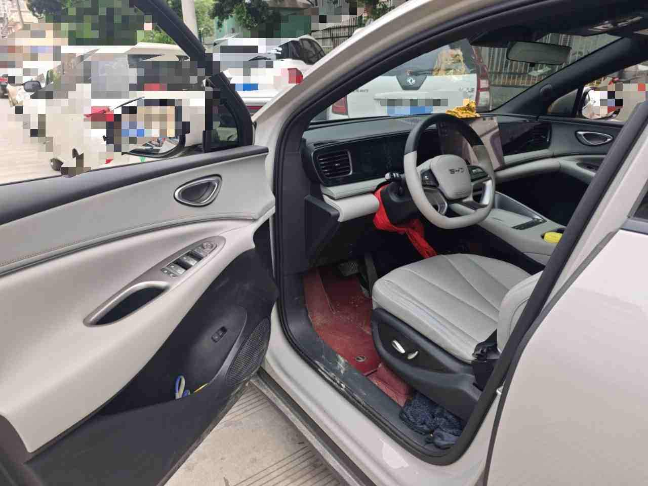 车辆驾驶位内饰展示