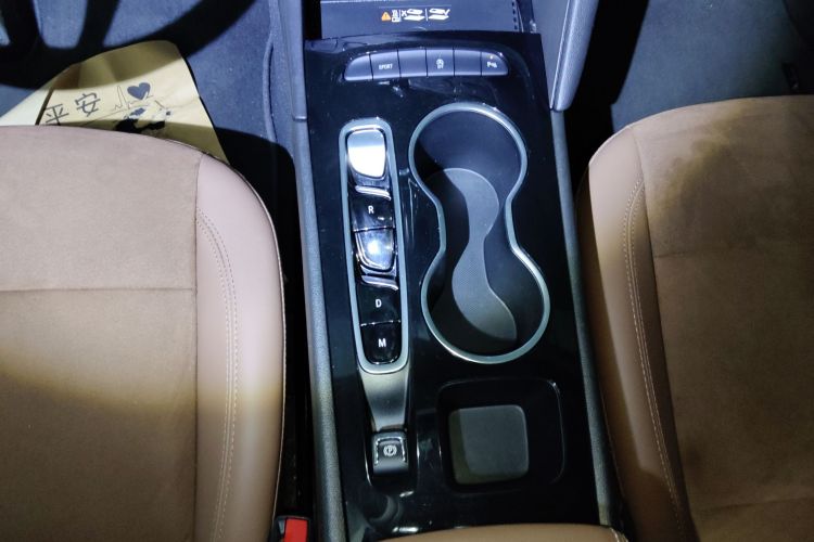 别克 君威 2023款 552T 智享型局部细节18