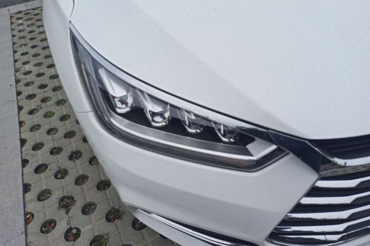 比亚迪 宋 2020款 经典版 1.5T 自动精英型车身外观6006