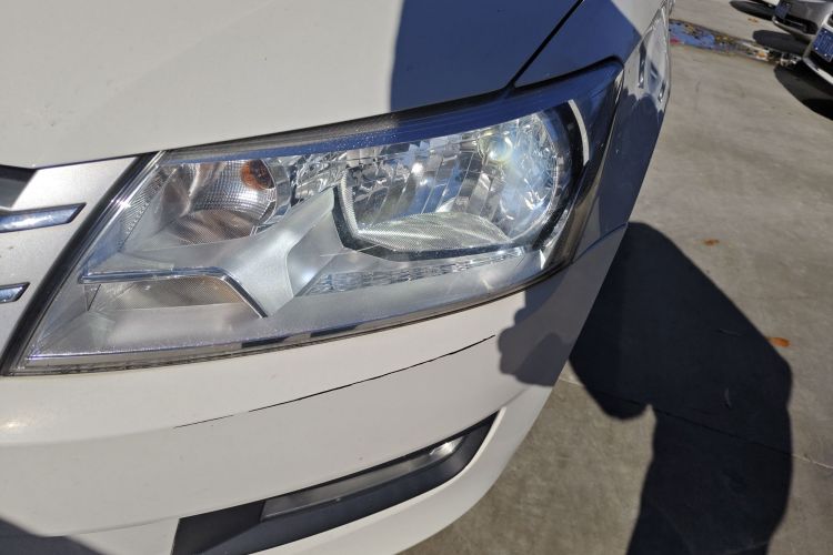 大众 桑塔纳 2015款 1.6L 手动舒适版局部细节36