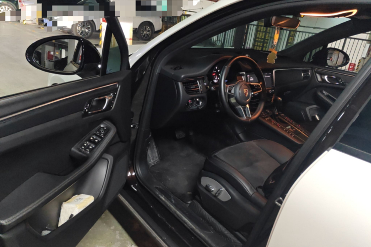 保时捷 2018款 Macan 2.0T中控内饰20