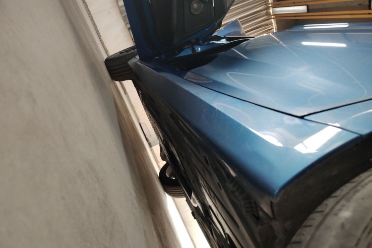 宝马3系GT 2019款  320i M运动曜夜版局部细节9002