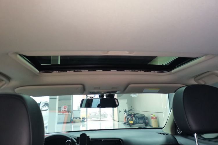 三菱 欧蓝德 2020款 2.4L 四驱致享版 5座中控内饰22