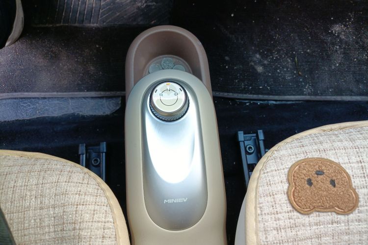 五菱汽车 宏光MINIEV 2025款 四门版 臻享+款中控内饰18