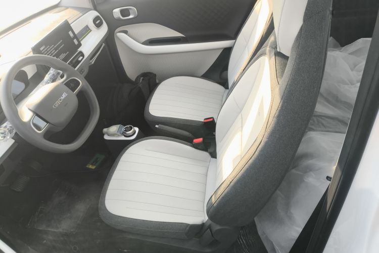 吉利银河 2025款 210km 熊猫骑士局部细节19