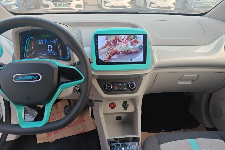 江铃集团新能源 易至EV2 2024款 201km 舒适型中控内饰16