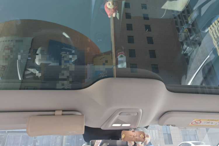 小鹏MONA M03 2025款 600 超长续航 Max中控内饰22