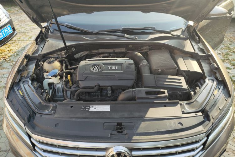 大众 帕萨特 2016款 330TSI DSG御尊版机舱底盘24