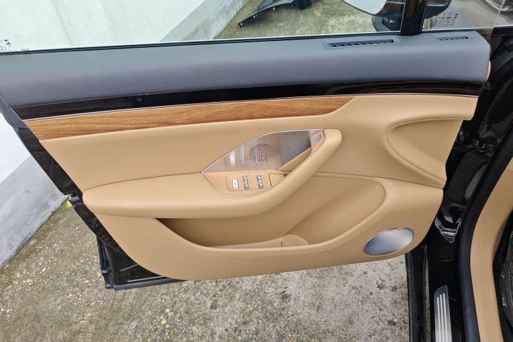 鸿蒙智行 智界R7 2024款 纯电 736km UItra中控内饰7007