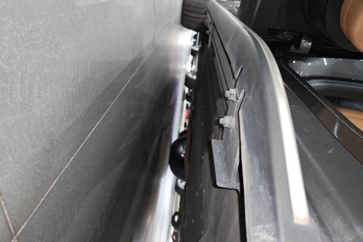 理想汽车 理想ONE 2021款 增程6座版局部细节9002