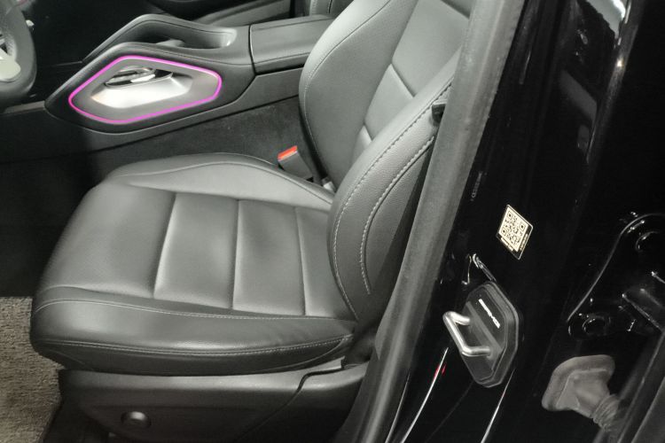 奔驰GLE轿跑 2020款 GLE 450 4MATIC 轿跑SUV 时尚型中控内饰19