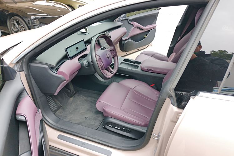 蔚来ET5 2022款 75kWh中控内饰20