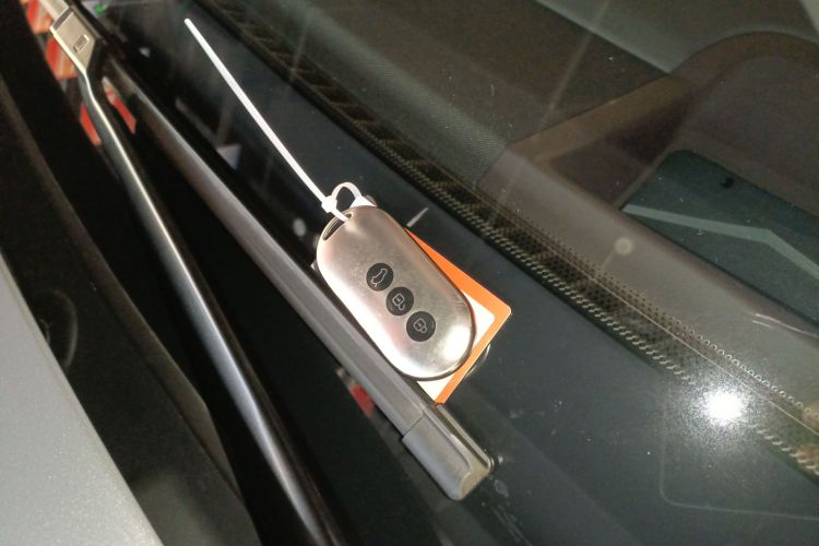 鸿蒙智行 问界M7 2024款 1.5T 智驾后驱Pro版 5座中控内饰7001