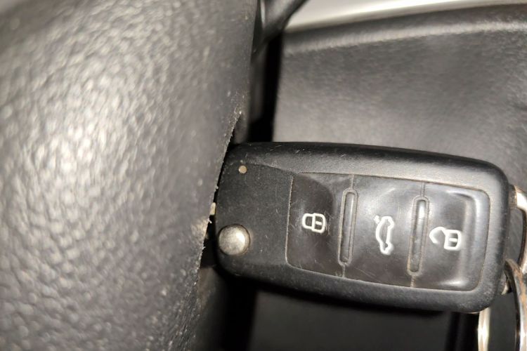 大众 帕萨特 2013款 1.8TSI DSG尊荣版中控内饰7001