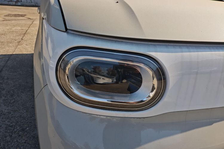 五菱汽车 宏光MINIEV 2024款 第三代 215km 青春版车身外观8