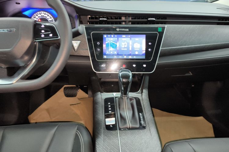 启辰D60 2023款 PLUS 1.6L XL CVT悦领版中控内饰16