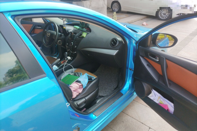 马自达3星骋 2013款 两厢 1.6L 自动精英型局部细节9005